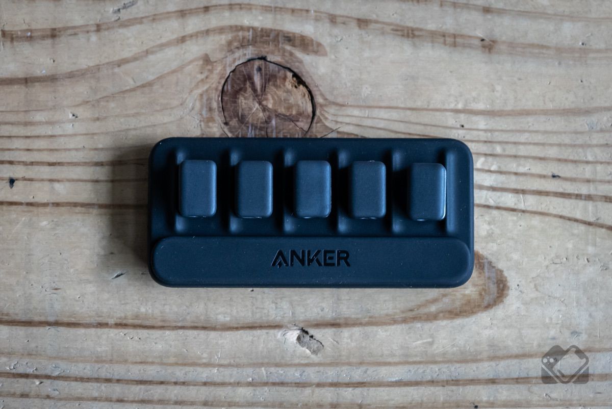 Anker Magnetic Cable Holder