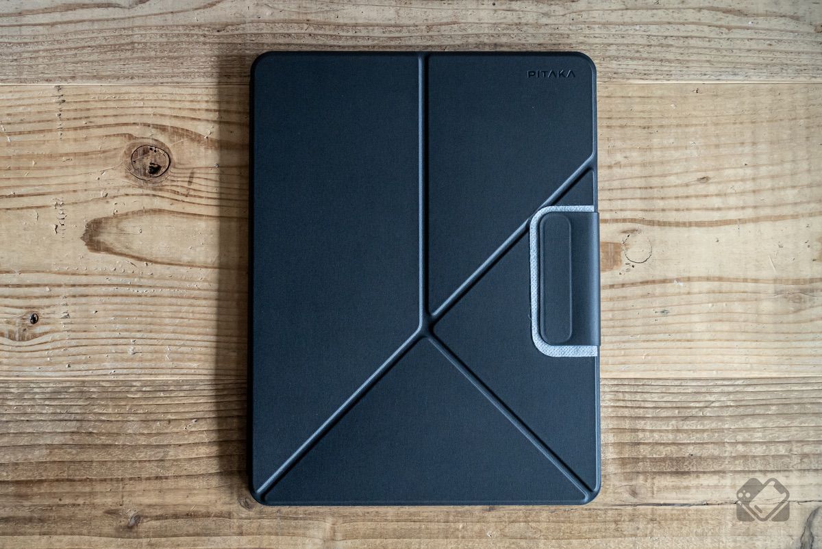 PITAKA MagEZ Folio 2 for iPad Proを開封